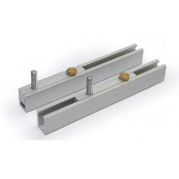 Sistema retrátil KRE1 para porta de madeira oculta Kriket