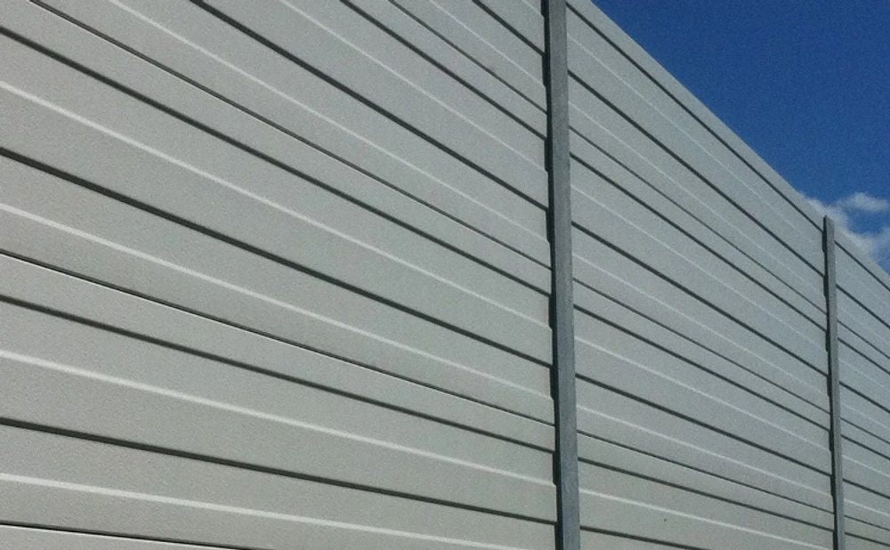 Prumo Galvanizado para Vedações com Chapa Perfilada