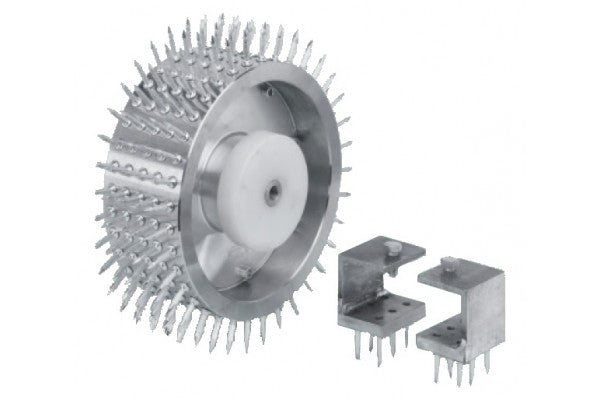 Roda cravada de picos