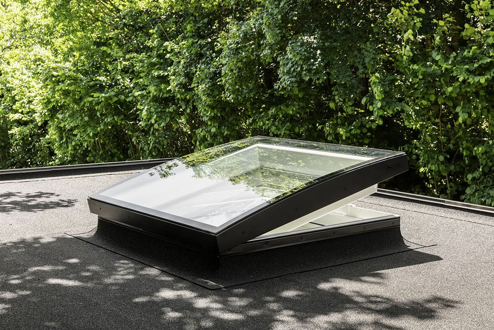 Janela Zenital com vidro curvo - Velux