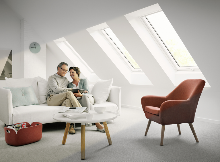 Janela projetante elétrica - Velux