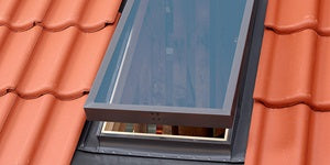 Janela / Clarabóia para sótão saída para o exterior Velta VLT - Velux