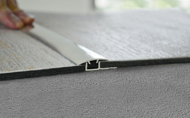 Perfil Multiclip LVT CLF